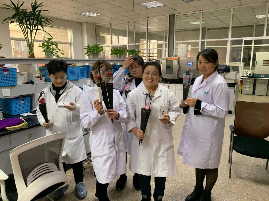 TTK®涂泰克祝最“女神”的你节日快乐!